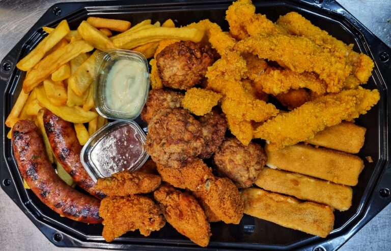 Platou aperitiv cald/1200gr/3-4pers